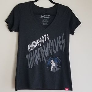 *Like New* Womens MN Timberwolves tshirt
